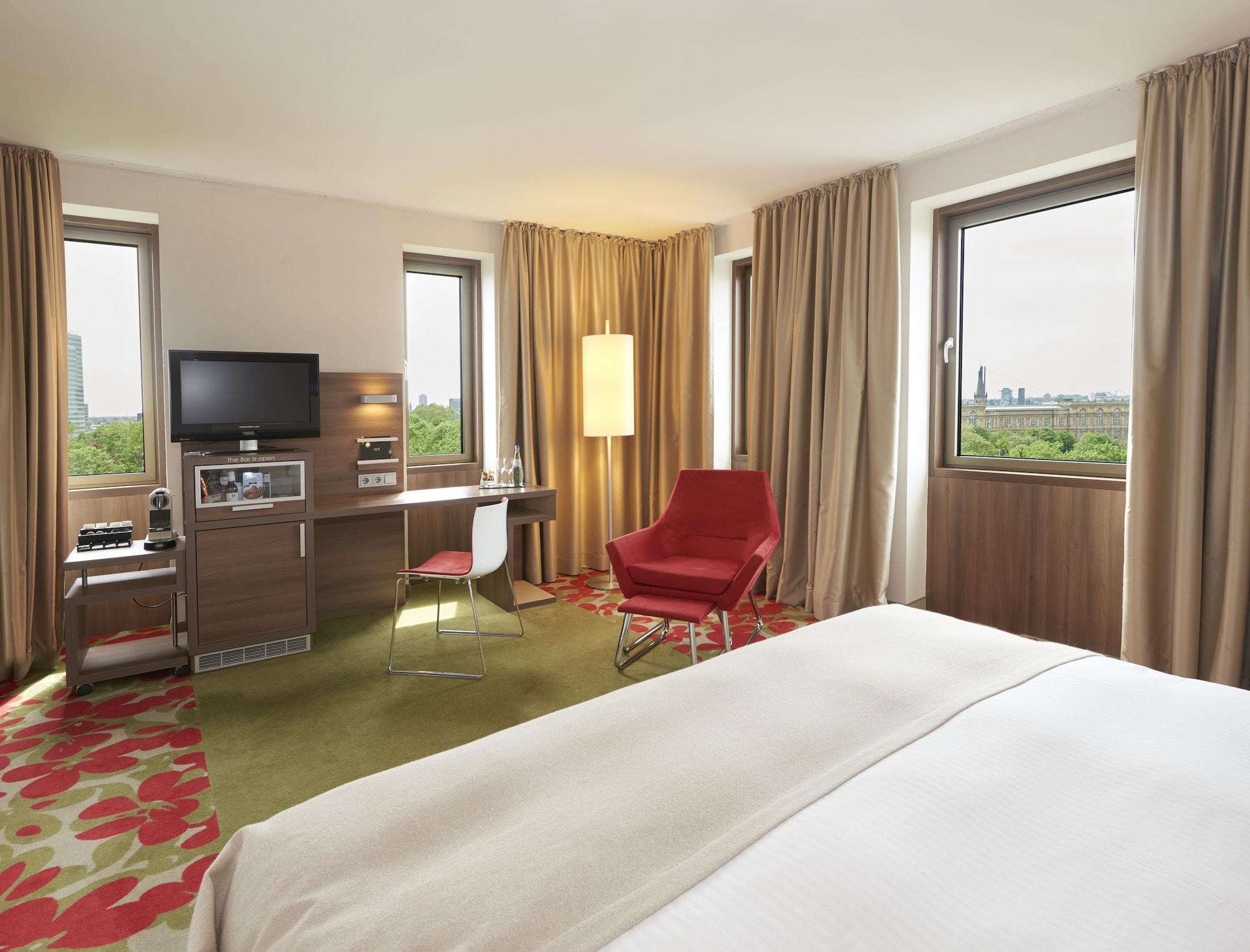 Melia Hotel 4*