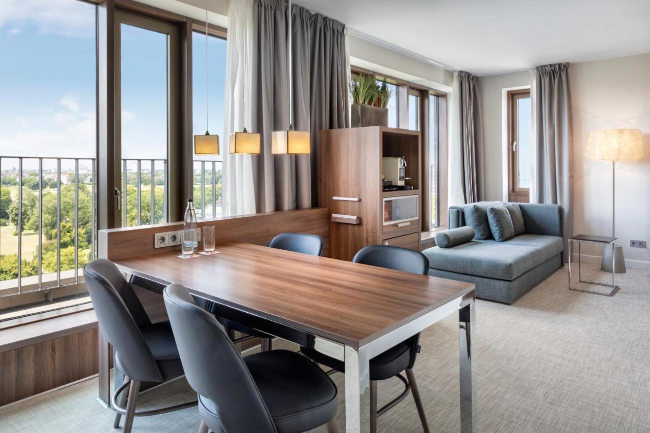 Melia Hotel 4*